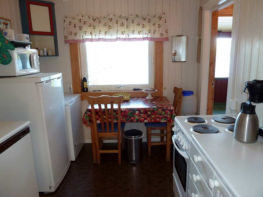 Die Küche ist komplett ausgestattet