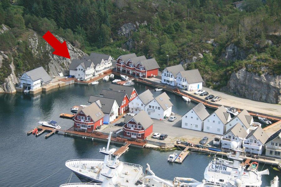 Blick auf den Hafen und die Unterkunft