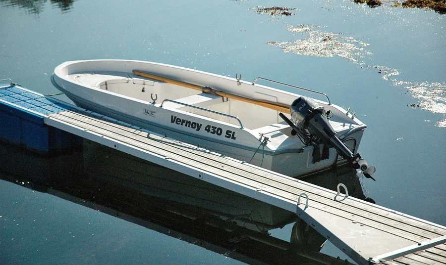 Optional zubuchbares Angelboot