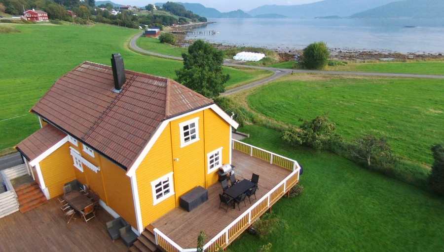 Freistehend direkt am Meer