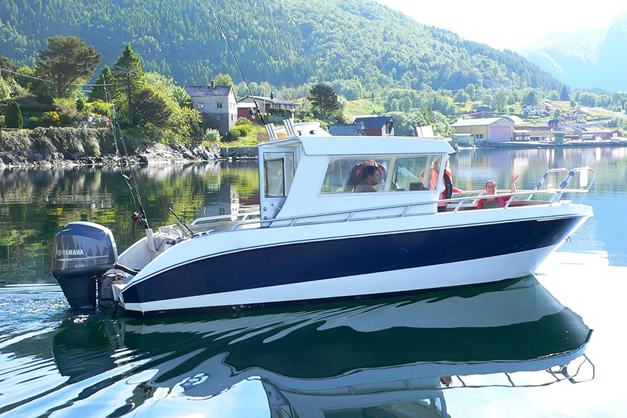 Boot Kværnø 24 Fuß/150 PS