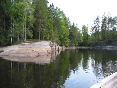Der Foxen ist ein Teil des berühmten Raubfischgewässer am Foxen. Der Foxen ist ein Teil des berühmten Raubfischgewässer am Foxen.