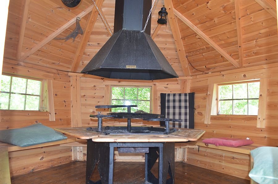 Die Grillhütte.