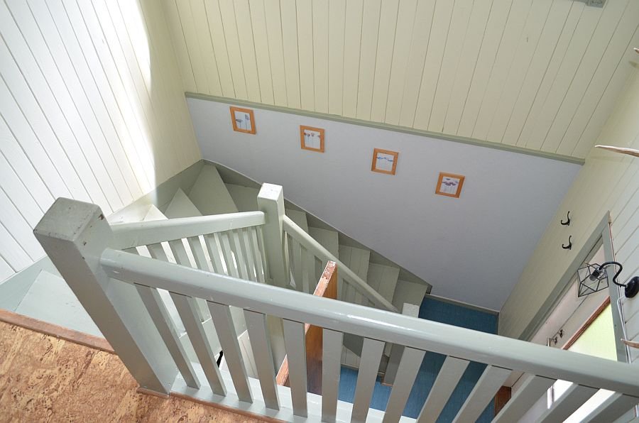 Die Treppe zur oberen Etage.
