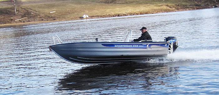 Mit dem Alu-Boot sind Sie schnell an den Hot Spots des Östra -Silen Mit dem Alu-Boot sind Sie schnell an den Hot Spots des Östra -Silen