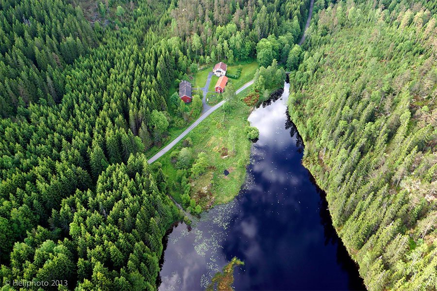 Traumhaft! Blick von oben auf das Haus Andersson.
